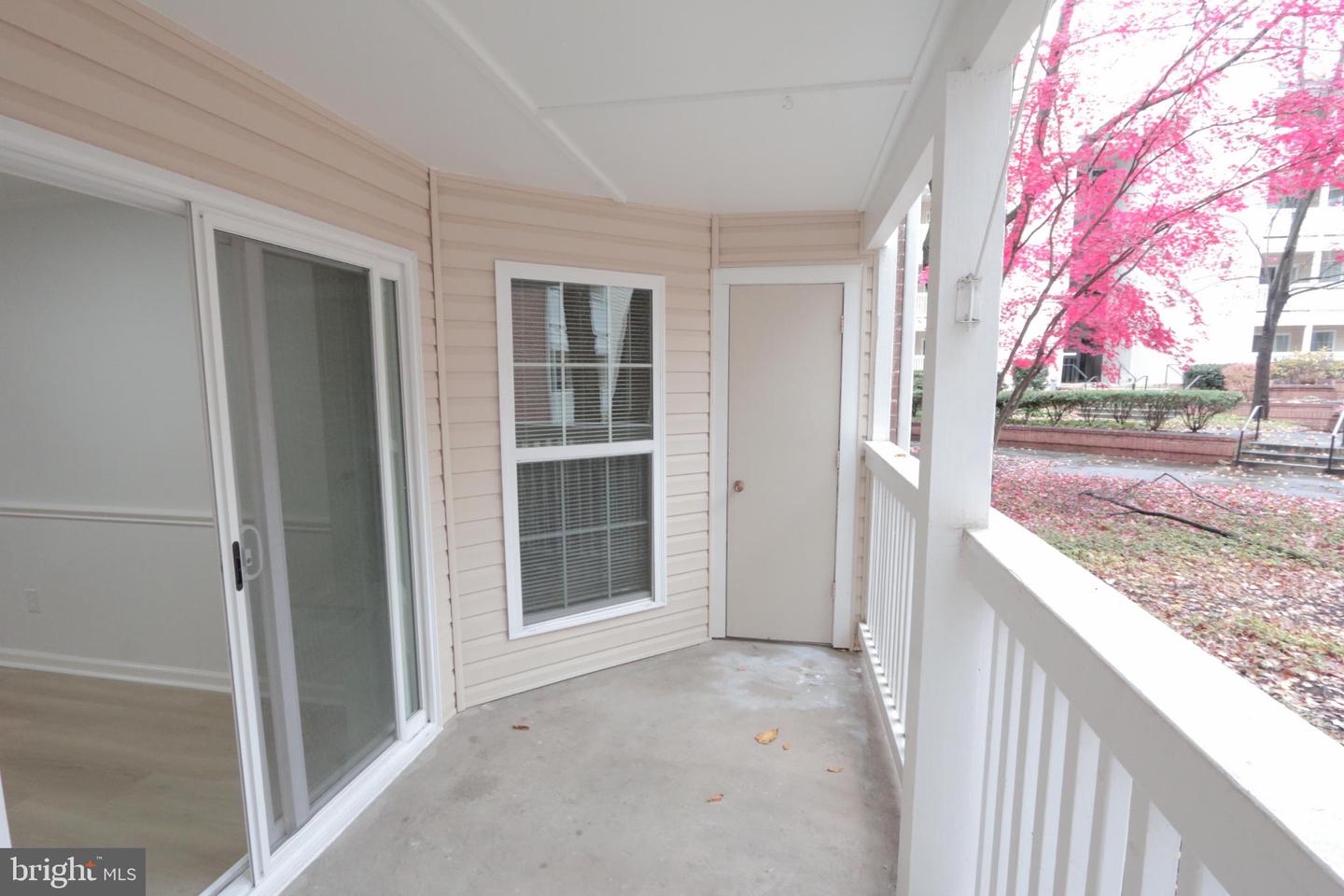 1504 LINCOLN WAY #104, MCLEAN, Virginia 22102, 1 Bedroom Bedrooms, 4 Rooms Rooms,1 BathroomBathrooms,Residential,For sale,1504 LINCOLN WAY #104,VAFX2281312 MLS # VAFX2281312
