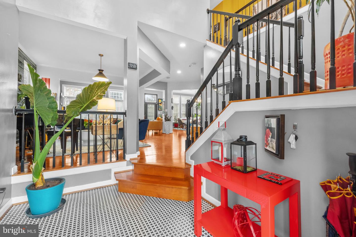 1221 TENNESSEE DR NE, LEESBURG, Virginia 20176, 5 Bedrooms Bedrooms, ,4 BathroomsBathrooms,Residential,For sale,1221 TENNESSEE DR NE,VALO2111898 MLS # VALO2111898