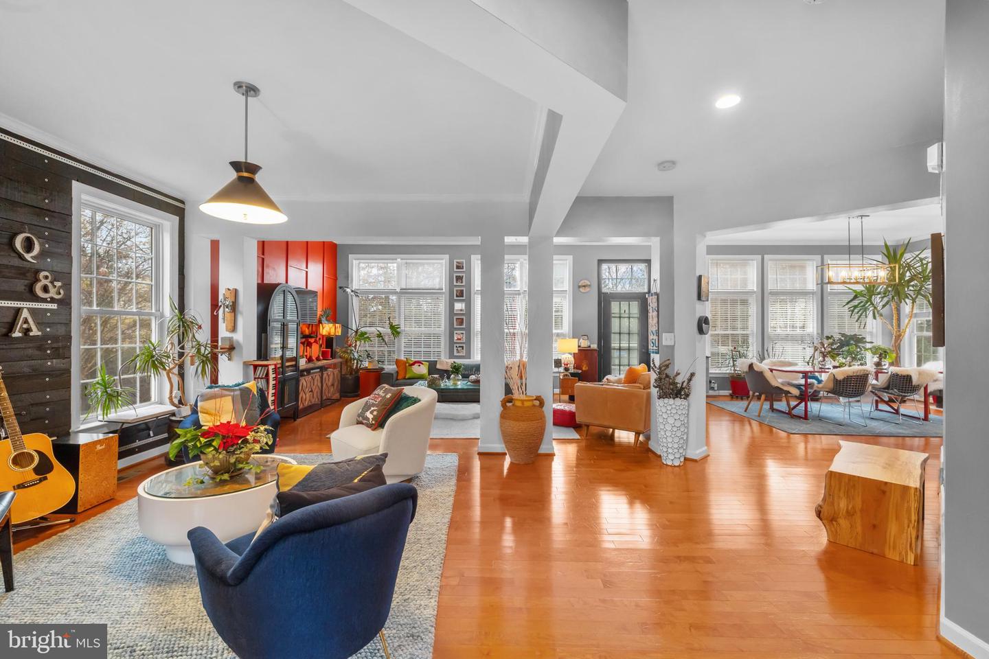 1221 TENNESSEE DR NE, LEESBURG, Virginia 20176, 5 Bedrooms Bedrooms, ,4 BathroomsBathrooms,Residential,For sale,1221 TENNESSEE DR NE,VALO2111898 MLS # VALO2111898