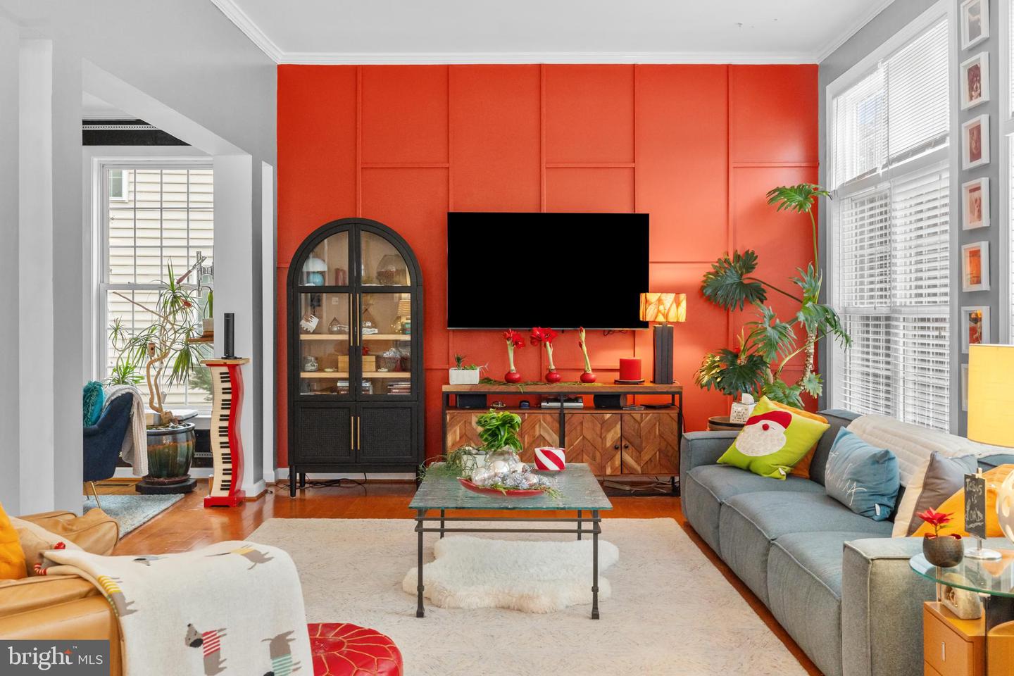 1221 TENNESSEE DR NE, LEESBURG, Virginia 20176, 5 Bedrooms Bedrooms, ,4 BathroomsBathrooms,Residential,For sale,1221 TENNESSEE DR NE,VALO2111898 MLS # VALO2111898