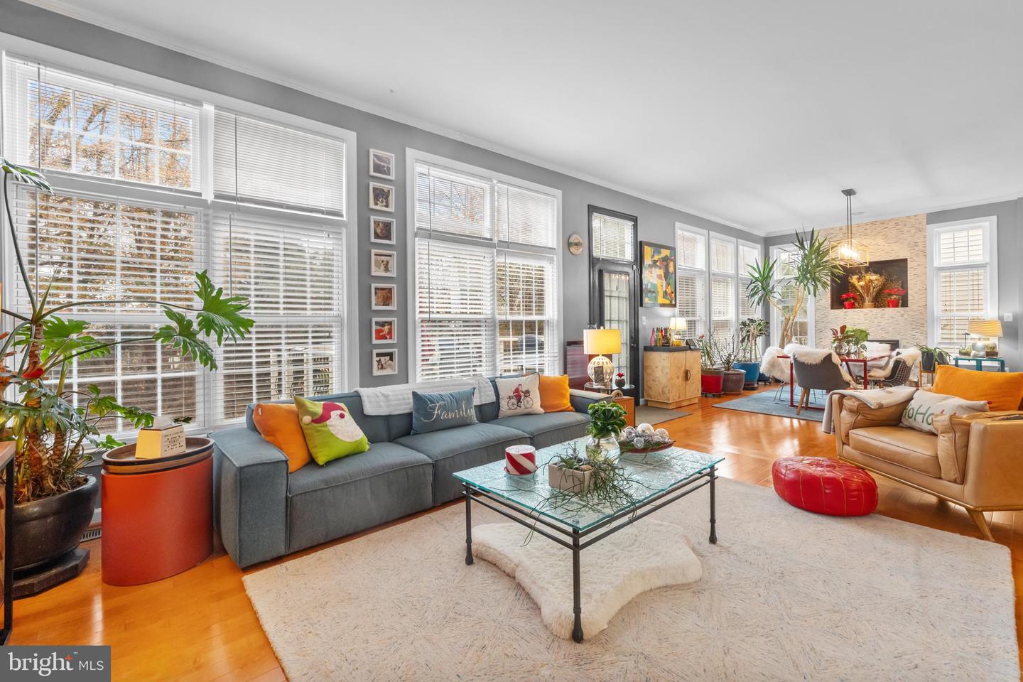 1221 TENNESSEE DR NE, LEESBURG, Virginia 20176, 5 Bedrooms Bedrooms, ,4 BathroomsBathrooms,Residential,For sale,1221 TENNESSEE DR NE,VALO2111898 MLS # VALO2111898