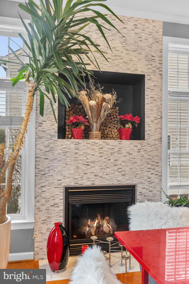 1221 TENNESSEE DR NE, LEESBURG, Virginia 20176, 5 Bedrooms Bedrooms, ,4 BathroomsBathrooms,Residential,For sale,1221 TENNESSEE DR NE,VALO2111898 MLS # VALO2111898