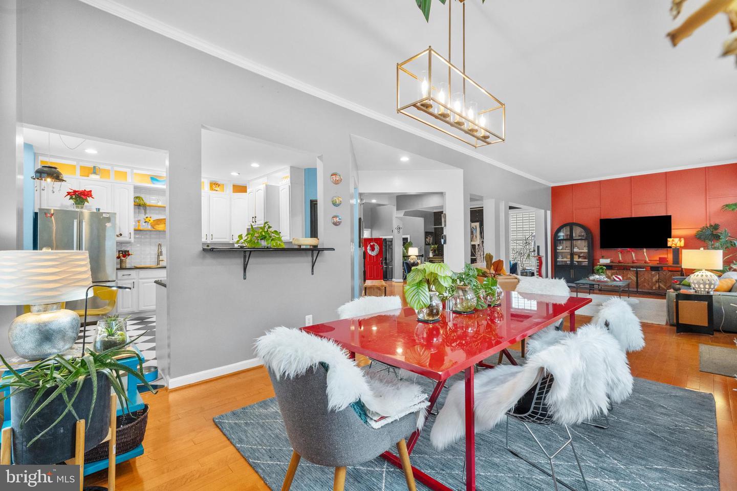 1221 TENNESSEE DR NE, LEESBURG, Virginia 20176, 5 Bedrooms Bedrooms, ,4 BathroomsBathrooms,Residential,For sale,1221 TENNESSEE DR NE,VALO2111898 MLS # VALO2111898