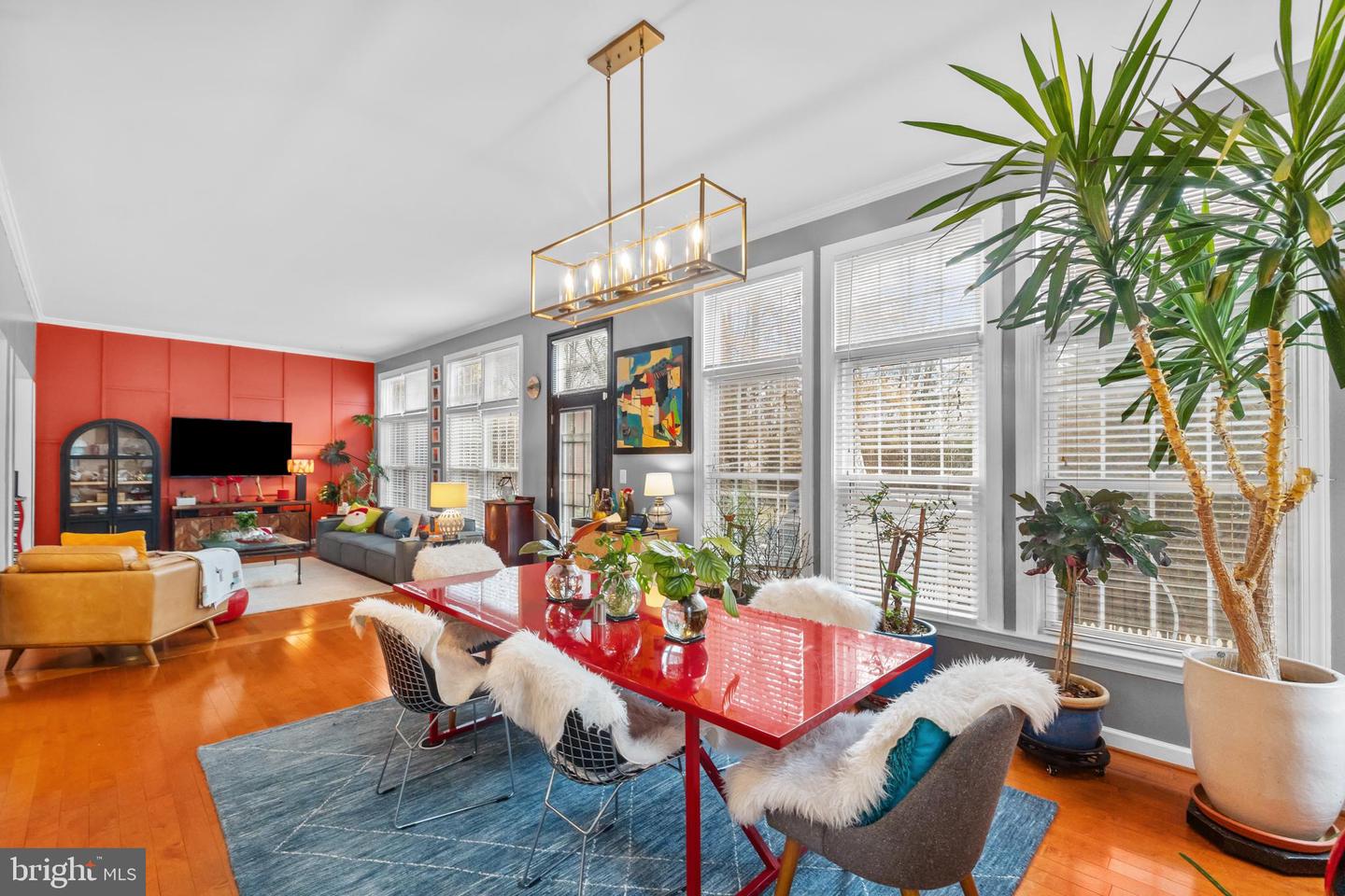 1221 TENNESSEE DR NE, LEESBURG, Virginia 20176, 5 Bedrooms Bedrooms, ,4 BathroomsBathrooms,Residential,For sale,1221 TENNESSEE DR NE,VALO2111898 MLS # VALO2111898