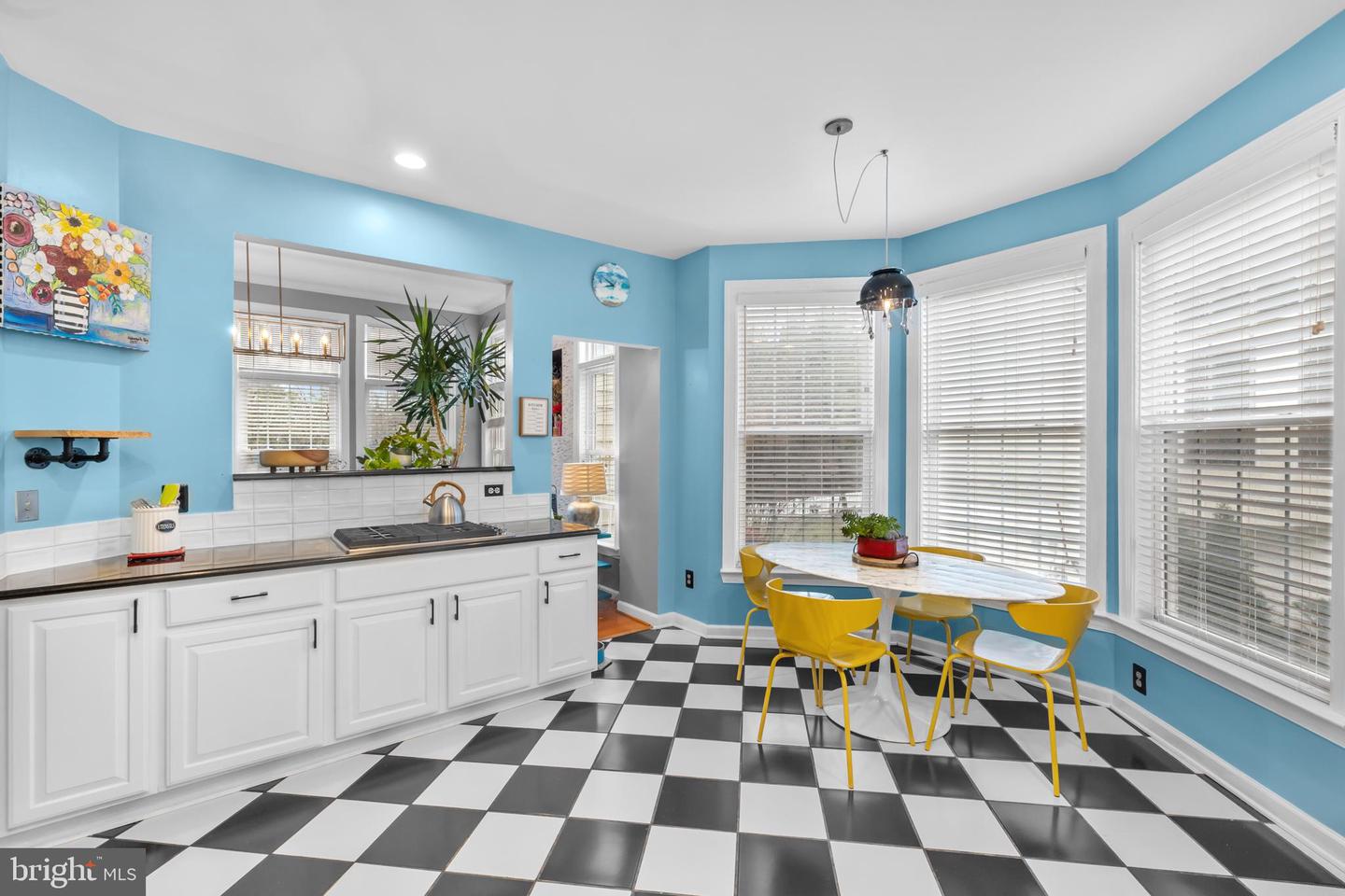 1221 TENNESSEE DR NE, LEESBURG, Virginia 20176, 5 Bedrooms Bedrooms, ,4 BathroomsBathrooms,Residential,For sale,1221 TENNESSEE DR NE,VALO2111898 MLS # VALO2111898