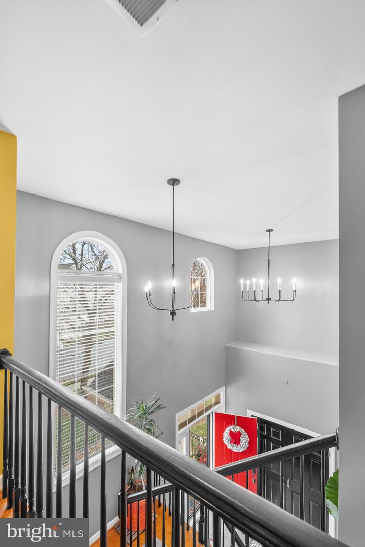 1221 TENNESSEE DR NE, LEESBURG, Virginia 20176, 5 Bedrooms Bedrooms, ,4 BathroomsBathrooms,Residential,For sale,1221 TENNESSEE DR NE,VALO2111898 MLS # VALO2111898