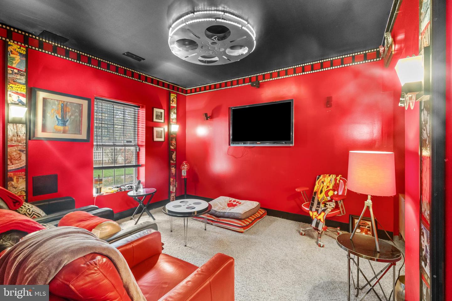 1221 TENNESSEE DR NE, LEESBURG, Virginia 20176, 5 Bedrooms Bedrooms, ,4 BathroomsBathrooms,Residential,For sale,1221 TENNESSEE DR NE,VALO2111898 MLS # VALO2111898