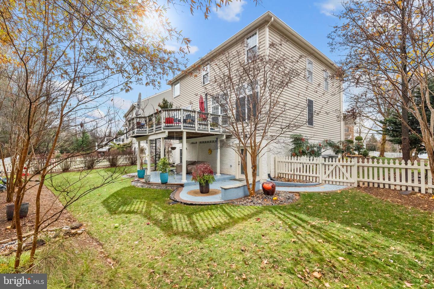 1221 TENNESSEE DR NE, LEESBURG, Virginia 20176, 5 Bedrooms Bedrooms, ,4 BathroomsBathrooms,Residential,For sale,1221 TENNESSEE DR NE,VALO2111898 MLS # VALO2111898