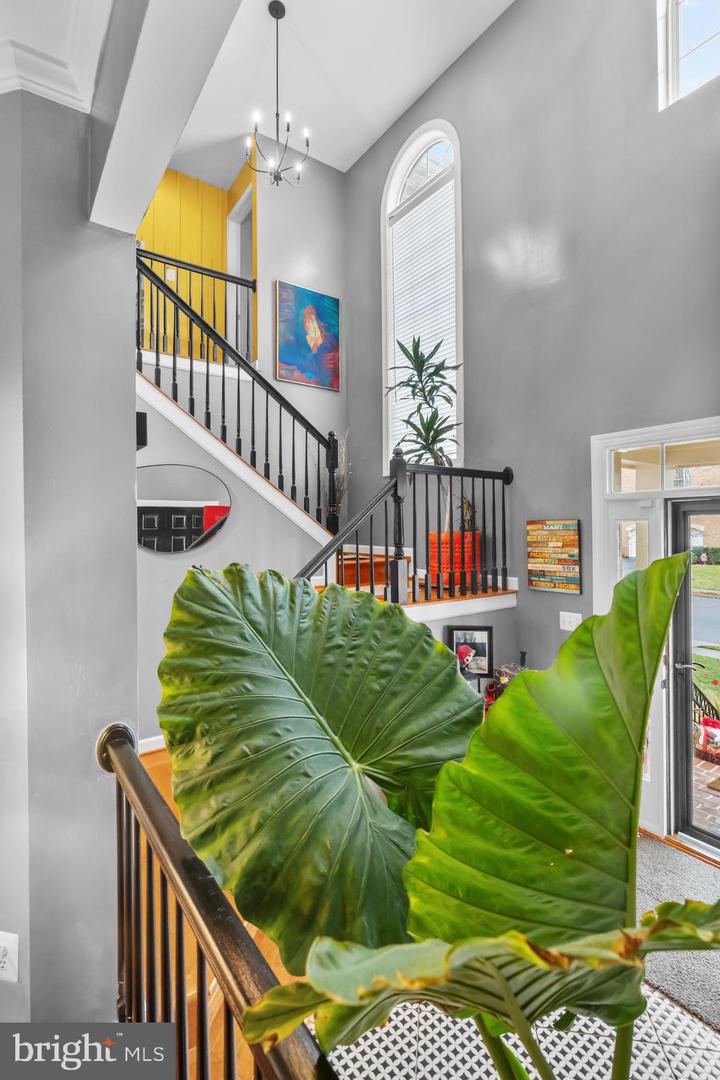 1221 TENNESSEE DR NE, LEESBURG, Virginia 20176, 5 Bedrooms Bedrooms, ,4 BathroomsBathrooms,Residential,For sale,1221 TENNESSEE DR NE,VALO2111898 MLS # VALO2111898