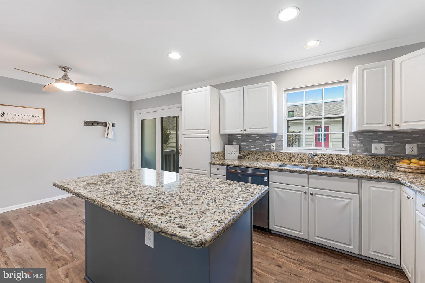 20419 CHARTER OAK DR, ASHBURN, Virginia 20147, 3 Bedrooms Bedrooms, ,3 BathroomsBathrooms,Residential,For sale,20419 CHARTER OAK DR,VALO2111912 MLS # VALO2111912