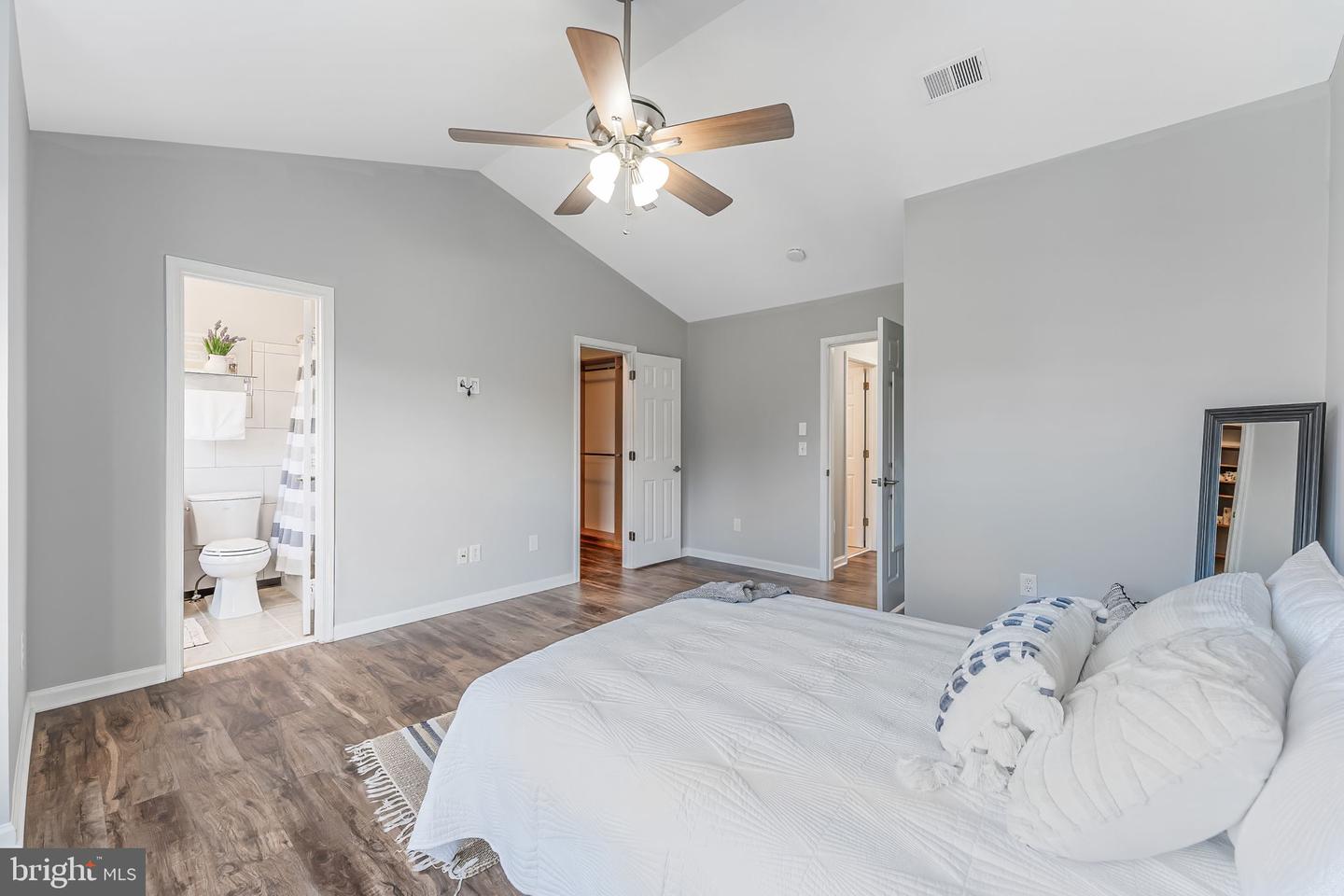 20419 CHARTER OAK DR, ASHBURN, Virginia 20147, 3 Bedrooms Bedrooms, ,3 BathroomsBathrooms,Residential,For sale,20419 CHARTER OAK DR,VALO2111912 MLS # VALO2111912