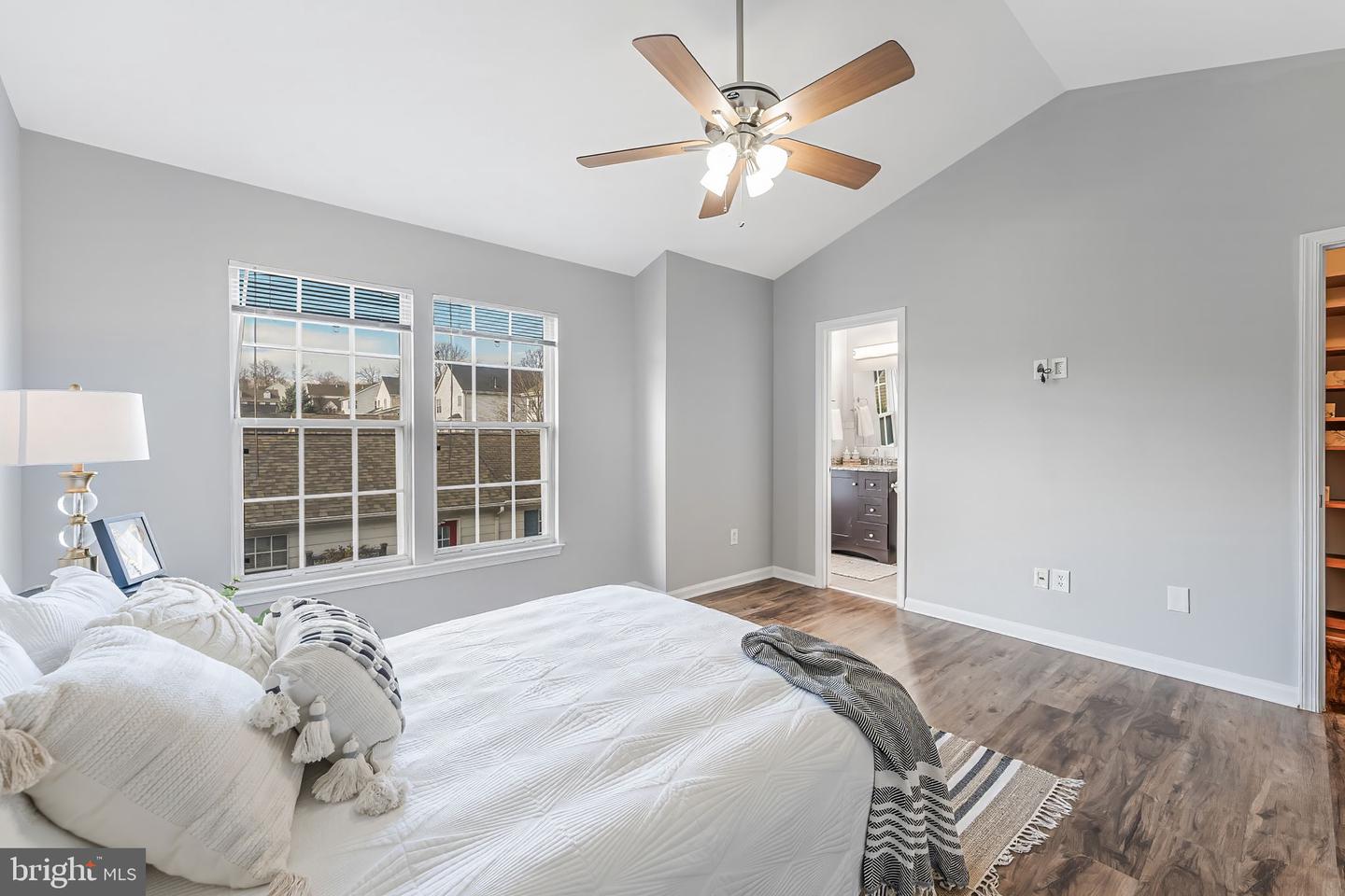 20419 CHARTER OAK DR, ASHBURN, Virginia 20147, 3 Bedrooms Bedrooms, ,3 BathroomsBathrooms,Residential,For sale,20419 CHARTER OAK DR,VALO2111912 MLS # VALO2111912