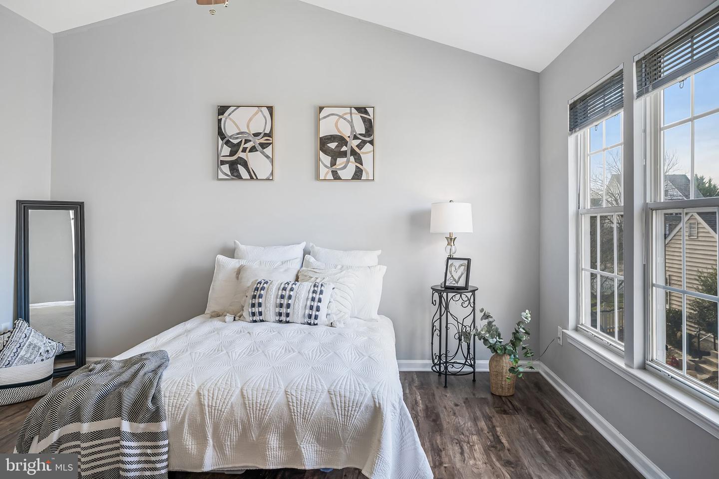 20419 CHARTER OAK DR, ASHBURN, Virginia 20147, 3 Bedrooms Bedrooms, ,3 BathroomsBathrooms,Residential,For sale,20419 CHARTER OAK DR,VALO2111912 MLS # VALO2111912