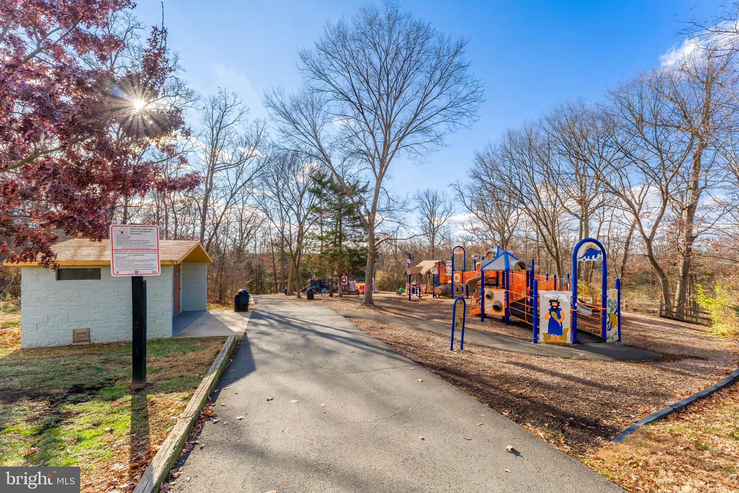 20419 CHARTER OAK DR, ASHBURN, Virginia 20147, 3 Bedrooms Bedrooms, ,3 BathroomsBathrooms,Residential,For sale,20419 CHARTER OAK DR,VALO2111912 MLS # VALO2111912