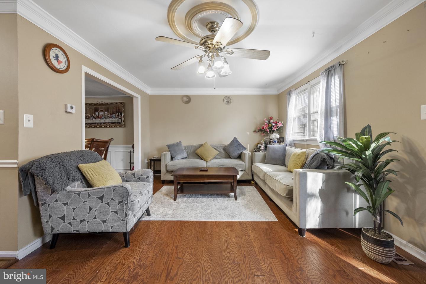 8527 STONEWALL RD, MANASSAS, Virginia 20110, 4 Bedrooms Bedrooms, ,2 BathroomsBathrooms,Residential,For sale,8527 STONEWALL RD,VAMN2009776 MLS # VAMN2009776