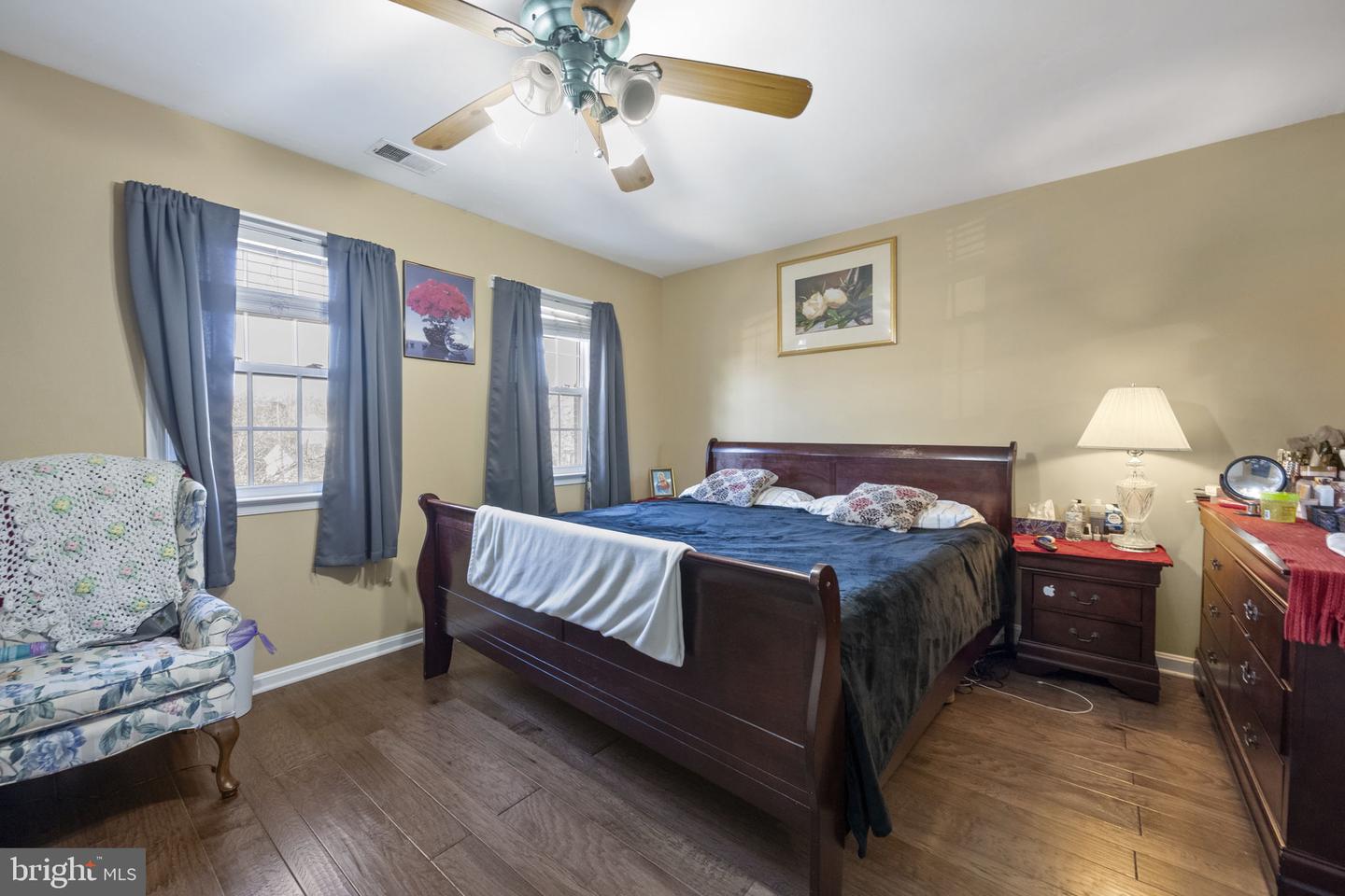 8527 STONEWALL RD, MANASSAS, Virginia 20110, 4 Bedrooms Bedrooms, ,2 BathroomsBathrooms,Residential,For sale,8527 STONEWALL RD,VAMN2009776 MLS # VAMN2009776