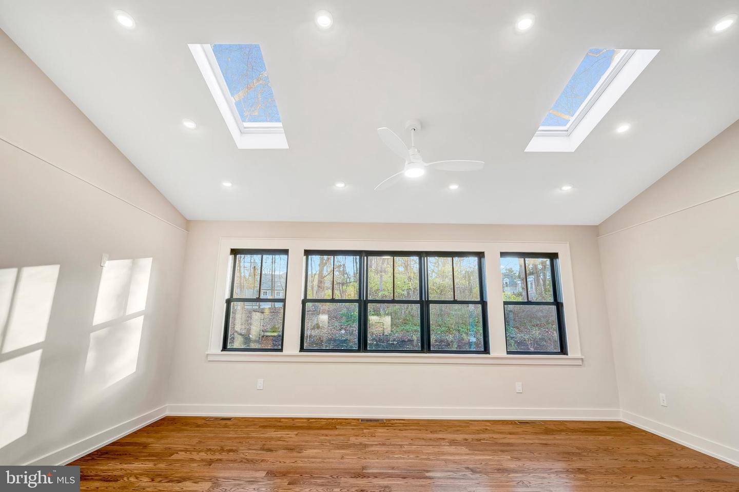 5921 CHESTERBROOK RD, MCLEAN, Virginia 22101, 6 Bedrooms Bedrooms, ,4 BathroomsBathrooms,Residential,For sale,5921 CHESTERBROOK RD,VAFX2281436 MLS # VAFX2281436