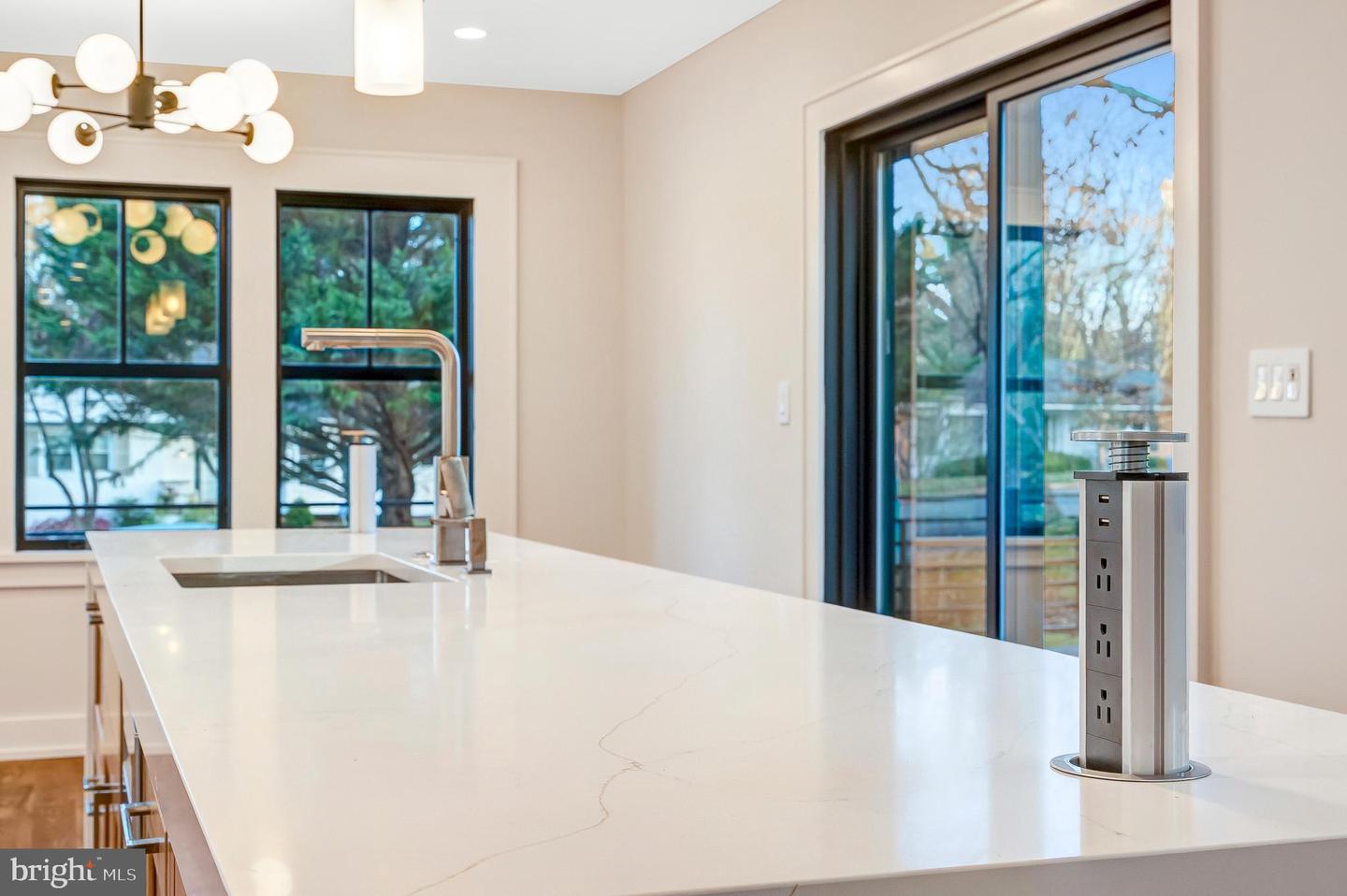 5921 CHESTERBROOK RD, MCLEAN, Virginia 22101, 6 Bedrooms Bedrooms, ,4 BathroomsBathrooms,Residential,For sale,5921 CHESTERBROOK RD,VAFX2281436 MLS # VAFX2281436