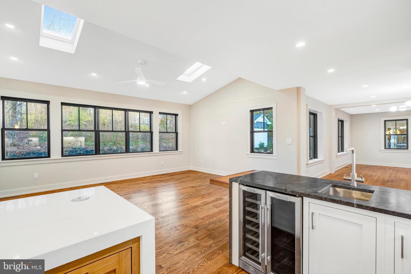 5921 CHESTERBROOK RD, MCLEAN, Virginia 22101, 6 Bedrooms Bedrooms, ,4 BathroomsBathrooms,Residential,For sale,5921 CHESTERBROOK RD,VAFX2281436 MLS # VAFX2281436