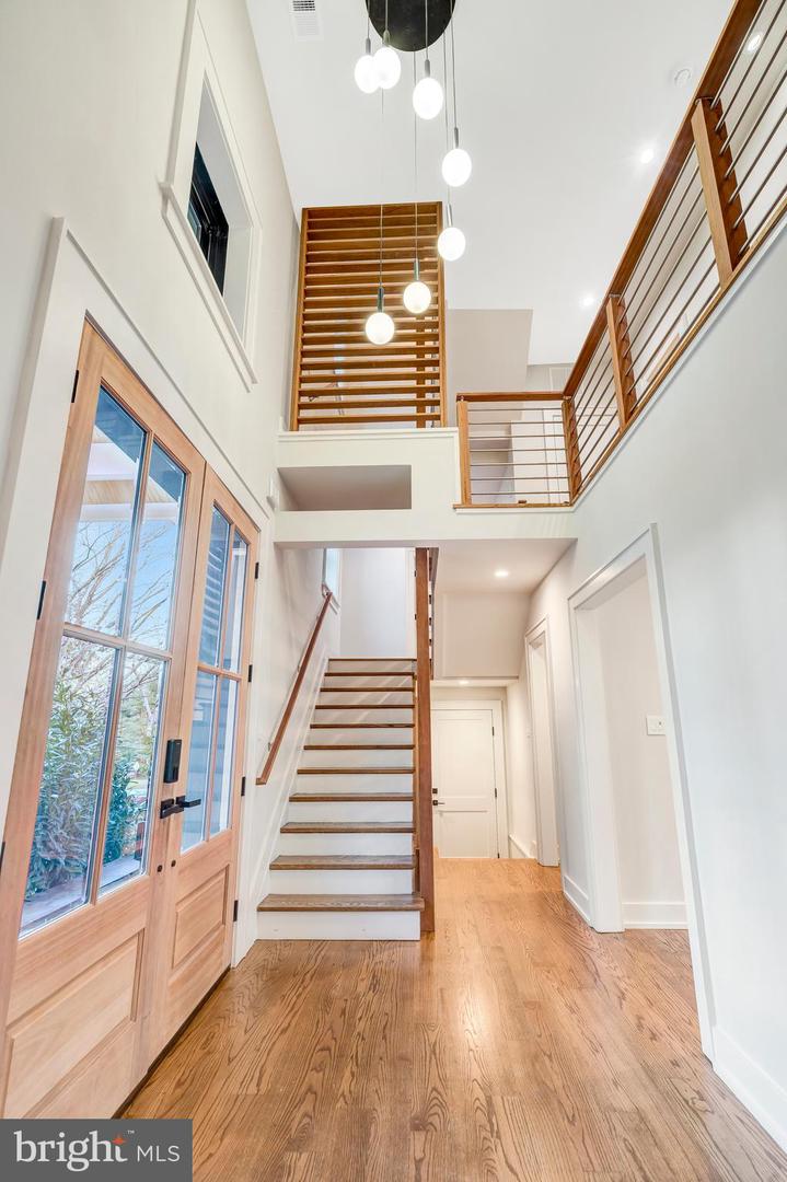 5921 CHESTERBROOK RD, MCLEAN, Virginia 22101, 6 Bedrooms Bedrooms, ,4 BathroomsBathrooms,Residential,For sale,5921 CHESTERBROOK RD,VAFX2281436 MLS # VAFX2281436