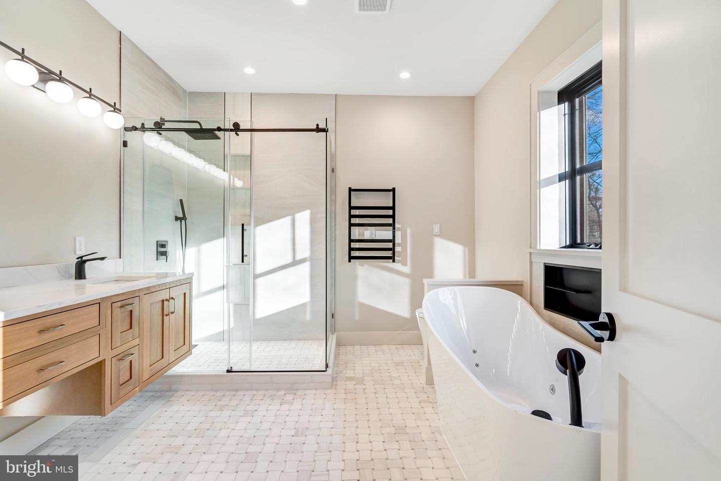 5921 CHESTERBROOK RD, MCLEAN, Virginia 22101, 6 Bedrooms Bedrooms, ,4 BathroomsBathrooms,Residential,For sale,5921 CHESTERBROOK RD,VAFX2281436 MLS # VAFX2281436