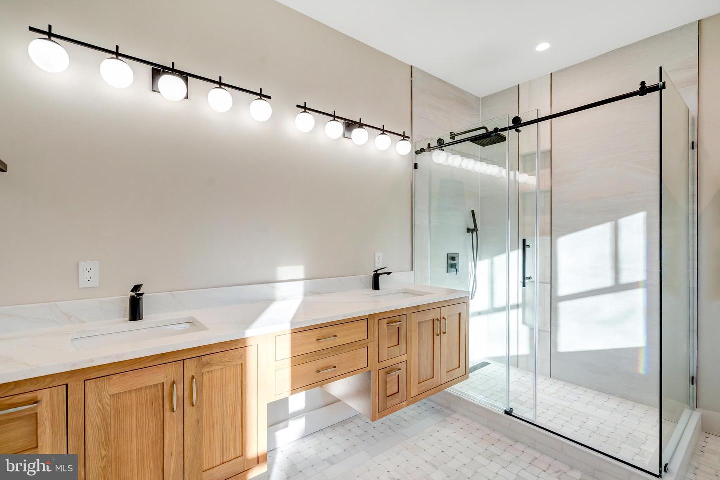 5921 CHESTERBROOK RD, MCLEAN, Virginia 22101, 6 Bedrooms Bedrooms, ,4 BathroomsBathrooms,Residential,For sale,5921 CHESTERBROOK RD,VAFX2281436 MLS # VAFX2281436