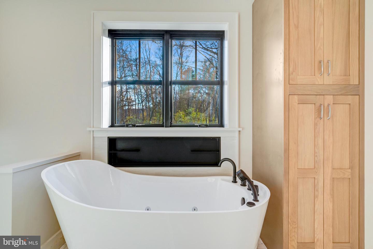 5921 CHESTERBROOK RD, MCLEAN, Virginia 22101, 6 Bedrooms Bedrooms, ,4 BathroomsBathrooms,Residential,For sale,5921 CHESTERBROOK RD,VAFX2281436 MLS # VAFX2281436