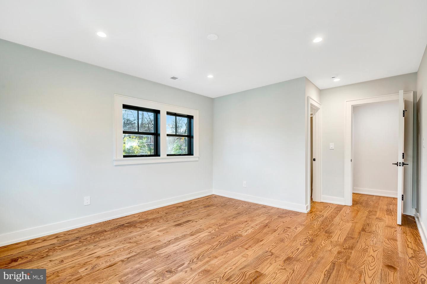 5921 CHESTERBROOK RD, MCLEAN, Virginia 22101, 6 Bedrooms Bedrooms, ,4 BathroomsBathrooms,Residential,For sale,5921 CHESTERBROOK RD,VAFX2281436 MLS # VAFX2281436