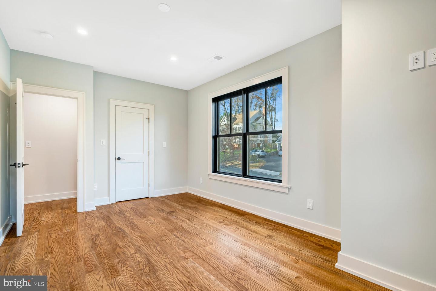 5921 CHESTERBROOK RD, MCLEAN, Virginia 22101, 6 Bedrooms Bedrooms, ,4 BathroomsBathrooms,Residential,For sale,5921 CHESTERBROOK RD,VAFX2281436 MLS # VAFX2281436