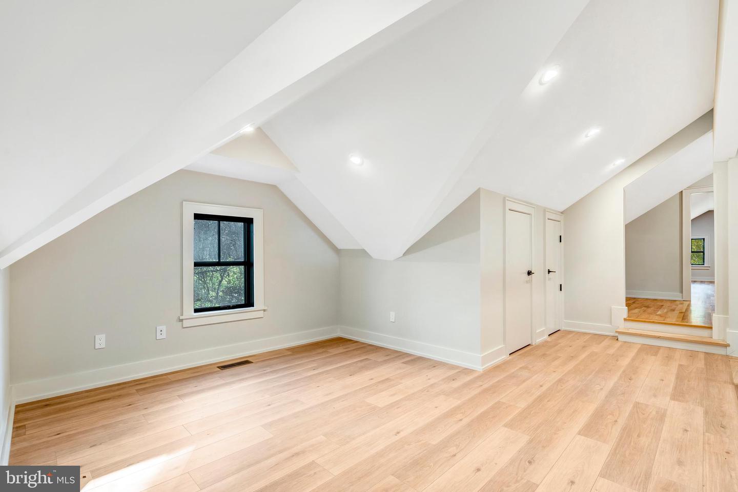 5921 CHESTERBROOK RD, MCLEAN, Virginia 22101, 6 Bedrooms Bedrooms, ,4 BathroomsBathrooms,Residential,For sale,5921 CHESTERBROOK RD,VAFX2281436 MLS # VAFX2281436