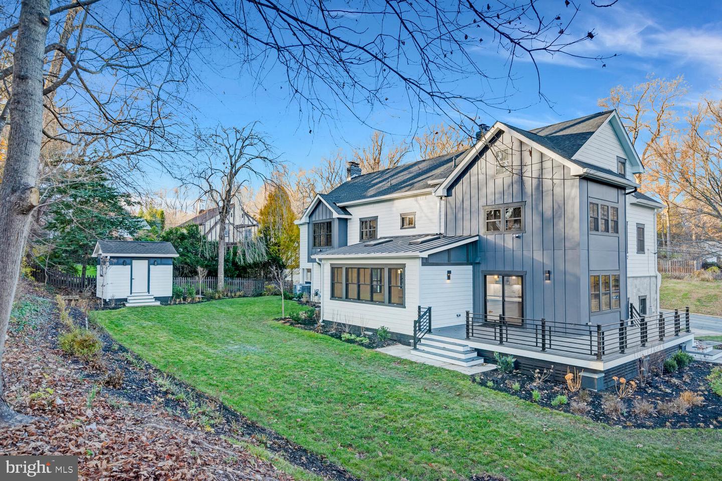 5921 CHESTERBROOK RD, MCLEAN, Virginia 22101, 6 Bedrooms Bedrooms, ,4 BathroomsBathrooms,Residential,For sale,5921 CHESTERBROOK RD,VAFX2281436 MLS # VAFX2281436