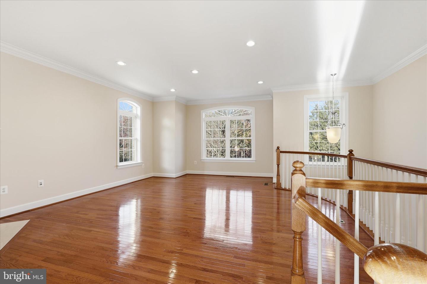 411 SPRING ST, HERNDON, Virginia 20170, 3 Bedrooms Bedrooms, ,3 BathroomsBathrooms,Residential,For sale,411 SPRING ST,VAFX2281486 MLS # VAFX2281486