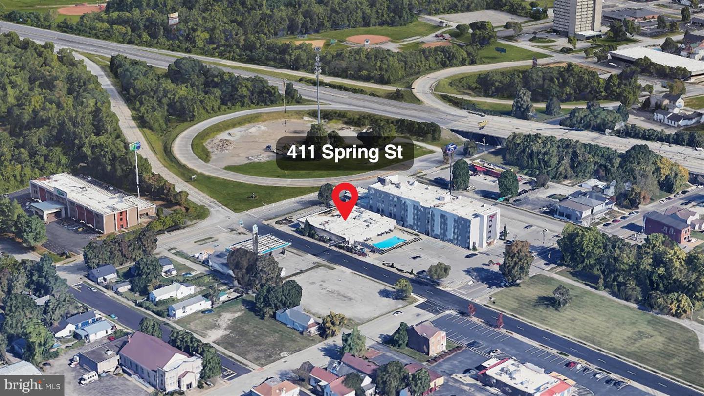 411 SPRING ST, HERNDON, Virginia 20170, 3 Bedrooms Bedrooms, ,3 BathroomsBathrooms,Residential,For sale,411 SPRING ST,VAFX2281486 MLS # VAFX2281486