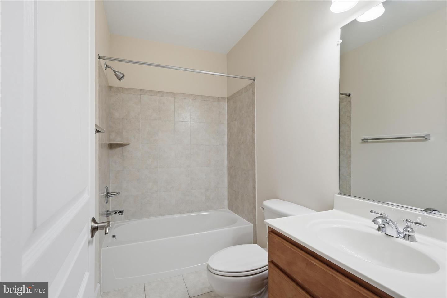 411 SPRING ST, HERNDON, Virginia 20170, 3 Bedrooms Bedrooms, ,3 BathroomsBathrooms,Residential,For sale,411 SPRING ST,VAFX2281486 MLS # VAFX2281486