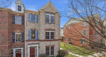 411 SPRING ST, HERNDON, Virginia 20170, 3 Bedrooms Bedrooms, ,3 BathroomsBathrooms,Residential,For sale,411 SPRING ST,VAFX2281486 MLS # VAFX2281486