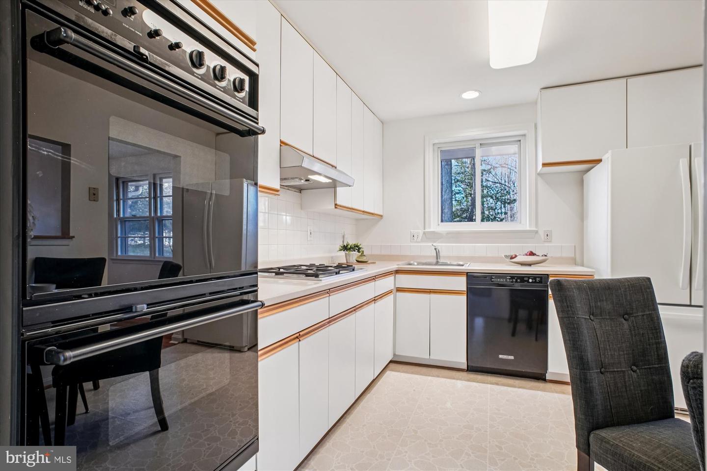 8928 CHELTONHAM PL, ANNANDALE, Virginia 22003, 4 Bedrooms Bedrooms, ,2 BathroomsBathrooms,Residential,For sale,8928 CHELTONHAM PL,VAFX2281510 MLS # VAFX2281510 8928 CHELTONHAM PL, ANNANDALE, Virginia 22003, 4 Bedrooms Bedrooms, ,2 BathroomsBathrooms,Residential,For sale,8928 CHELTONHAM PL,VAFX2281510 MLS # VAFX2281510