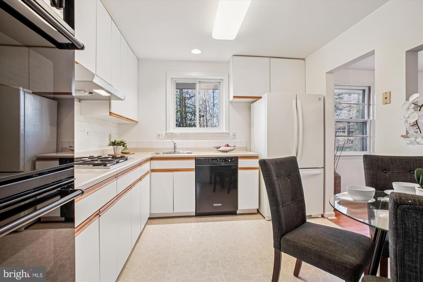 8928 CHELTONHAM PL, ANNANDALE, Virginia 22003, 4 Bedrooms Bedrooms, ,2 BathroomsBathrooms,Residential,For sale,8928 CHELTONHAM PL,VAFX2281510 MLS # VAFX2281510 8928 CHELTONHAM PL, ANNANDALE, Virginia 22003, 4 Bedrooms Bedrooms, ,2 BathroomsBathrooms,Residential,For sale,8928 CHELTONHAM PL,VAFX2281510 MLS # VAFX2281510