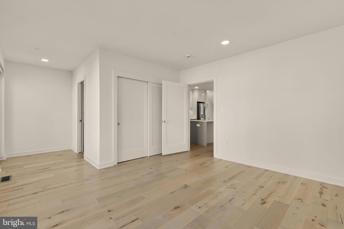 641 QUEBEC PL NW #1, WASHINGTON, District Of Columbia 20010, 4 Bedrooms Bedrooms, ,3 BathroomsBathrooms,Residential,For sale,641 QUEBEC PL NW #1,DCDC2233972 MLS # DCDC2233972