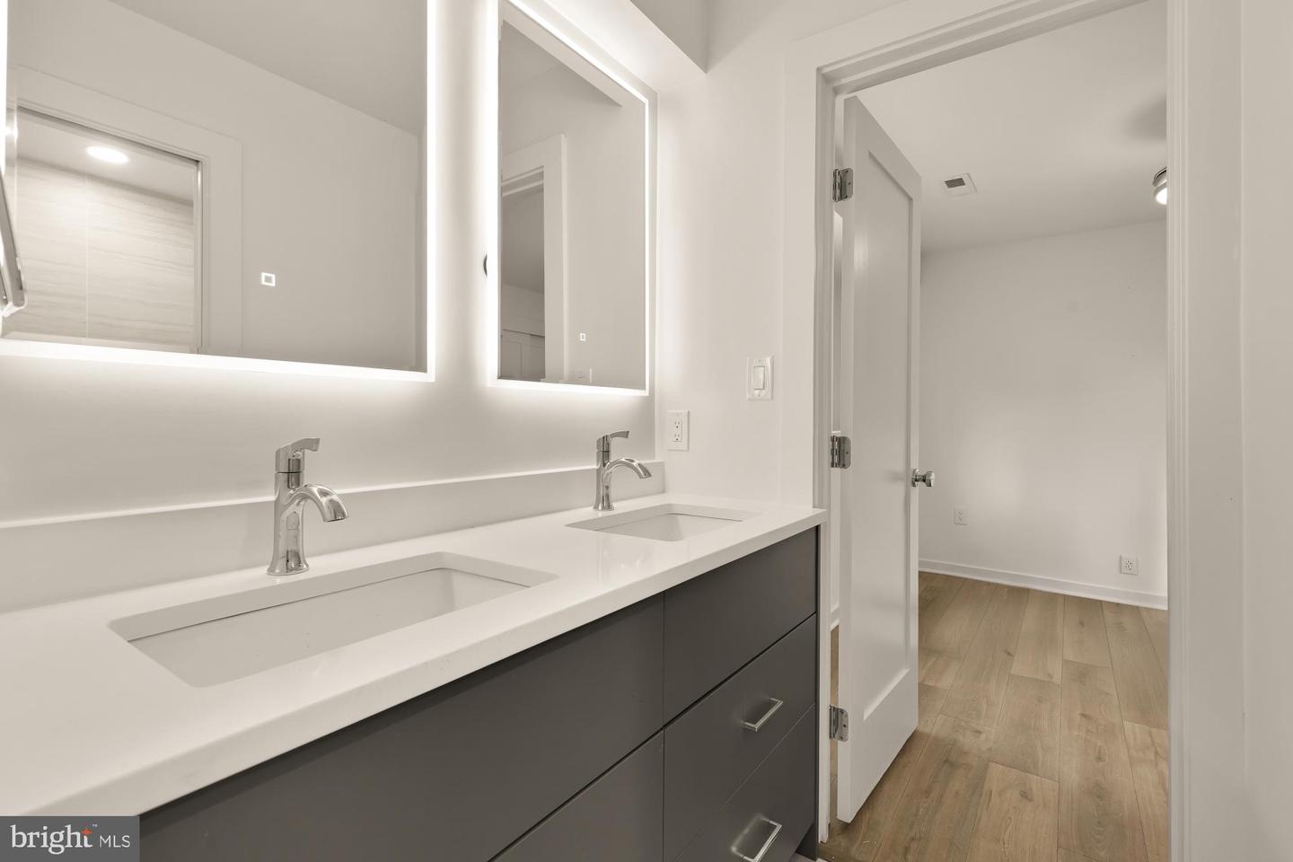 641 QUEBEC PL NW #1, WASHINGTON, District Of Columbia 20010, 4 Bedrooms Bedrooms, ,3 BathroomsBathrooms,Residential,For sale,641 QUEBEC PL NW #1,DCDC2233972 MLS # DCDC2233972