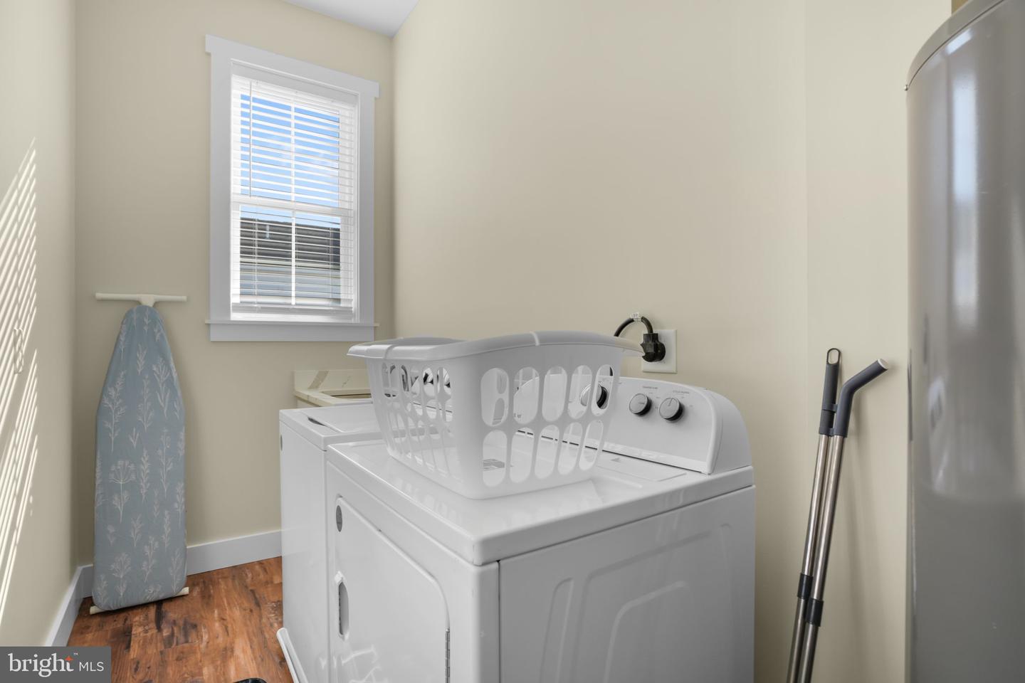 8046 CLARKSON LN, CHINCOTEAGUE, Virginia 23336, 3 Bedrooms Bedrooms, ,3 BathroomsBathrooms,Residential,For sale,8046 CLARKSON LN,VAAC2002444 MLS # VAAC2002444 8046 CLARKSON LN, CHINCOTEAGUE, Virginia 23336, 3 Bedrooms Bedrooms, ,3 BathroomsBathrooms,Residential,For sale,8046 CLARKSON LN,VAAC2002444 MLS # VAAC2002444