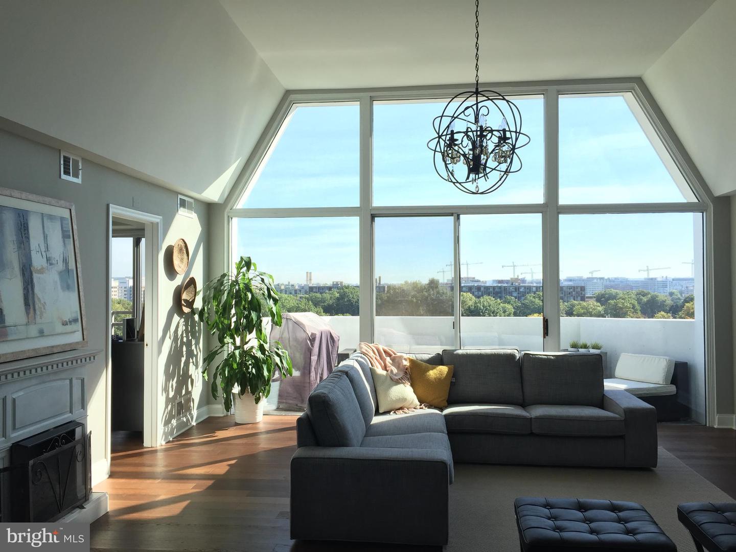 700 7TH ST SW #813, WASHINGTON, District Of Columbia 20024, 3 Bedrooms Bedrooms, ,2 BathroomsBathrooms,Residential,For sale,700 7TH ST SW #813,DCDC2233994 MLS # DCDC2233994 700 7TH ST SW #813, WASHINGTON, District Of Columbia 20024, 3 Bedrooms Bedrooms, ,2 BathroomsBathrooms,Residential,For sale,700 7TH ST SW #813,DCDC2233994 MLS # DCDC2233994