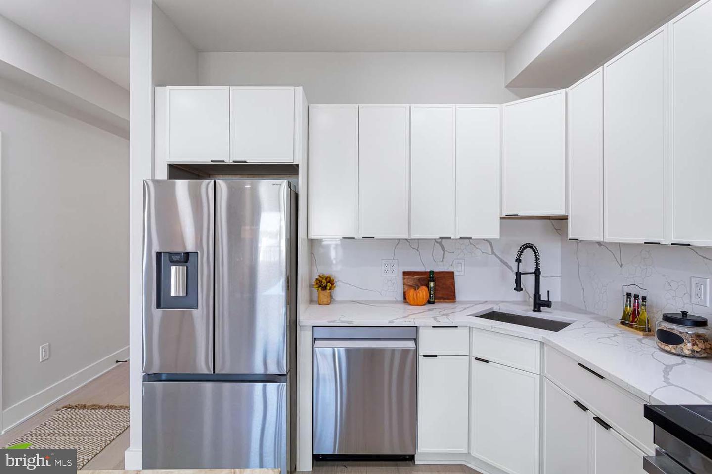 1516 EAST CAPITOL ST NE #A, WASHINGTON, District Of Columbia 20003, 2 Bedrooms Bedrooms, ,2 BathroomsBathrooms,Residential,For sale,1516 EAST CAPITOL ST NE #A,DCDC2234000 MLS # DCDC2234000