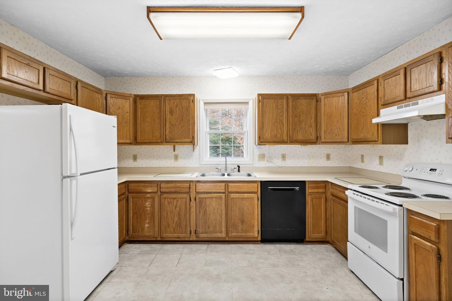 49 GROVE DR, MONTROSS, Virginia 22520, 3 Bedrooms Bedrooms, ,2 BathroomsBathrooms,Residential,For sale,49 GROVE DR,VAWE2010228 MLS # VAWE2010228 49 GROVE DR, MONTROSS, Virginia 22520, 3 Bedrooms Bedrooms, ,2 BathroomsBathrooms,Residential,For sale,49 GROVE DR,VAWE2010228 MLS # VAWE2010228