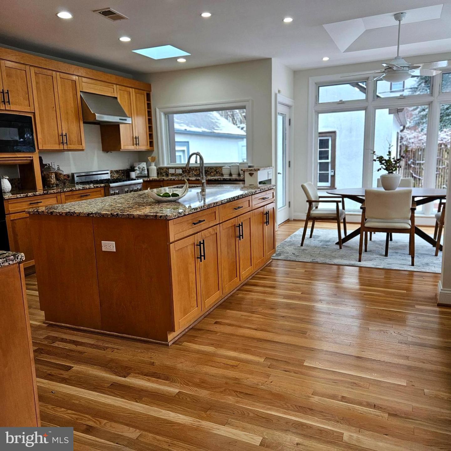 3622 VEAZEY ST NW, WASHINGTON, District Of Columbia 20008, 3 Bedrooms Bedrooms, ,3 BathroomsBathrooms,Residential,For sale,3622 VEAZEY ST NW,DCDC2234078 MLS # DCDC2234078