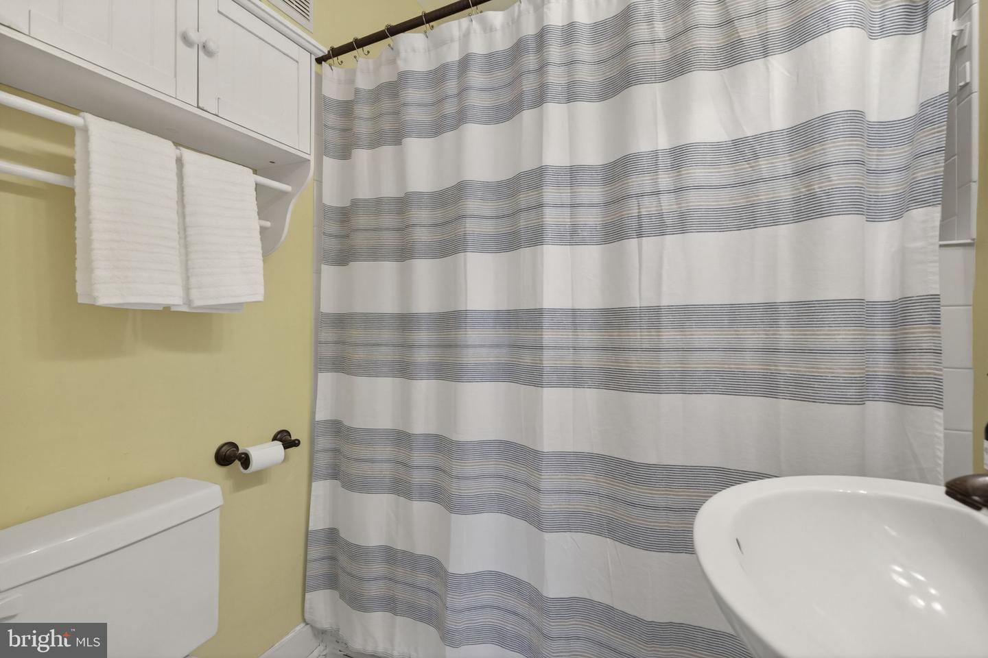 278 ALEXANDRIA PIKE, WARRENTON, Virginia 20186, 3 Bedrooms Bedrooms, ,2 BathroomsBathrooms,Residential,For sale,278 ALEXANDRIA PIKE,VAFQ2019852 MLS # VAFQ2019852 278 ALEXANDRIA PIKE, WARRENTON, Virginia 20186, 3 Bedrooms Bedrooms, ,2 BathroomsBathrooms,Residential,For sale,278 ALEXANDRIA PIKE,VAFQ2019852 MLS # VAFQ2019852