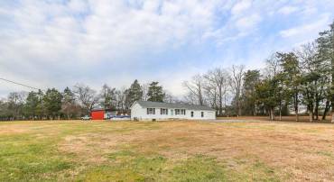 92 MCCARTY RD, FREDERICKSBURG, Virginia 22405, 3 Bedrooms Bedrooms, ,1 BathroomBathrooms,Residential,For sale,92 MCCARTY RD,VAST2044572 MLS # VAST2044572