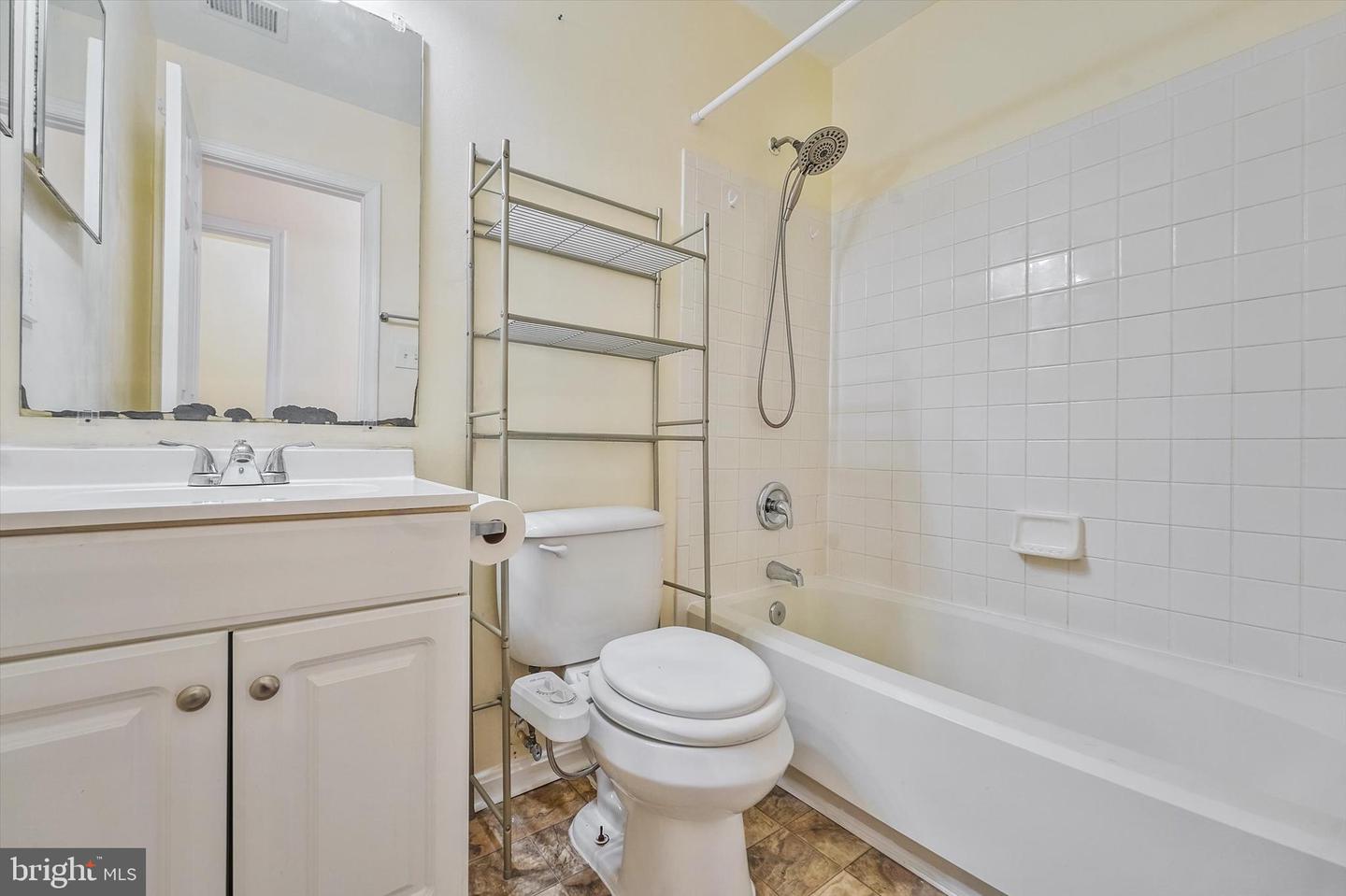 3515 NEXUS CT, WOODBRIDGE, Virginia 22192, 3 Bedrooms Bedrooms, ,3 BathroomsBathrooms,Residential,For sale,3515 NEXUS CT,VAPW2108712 MLS # VAPW2108712