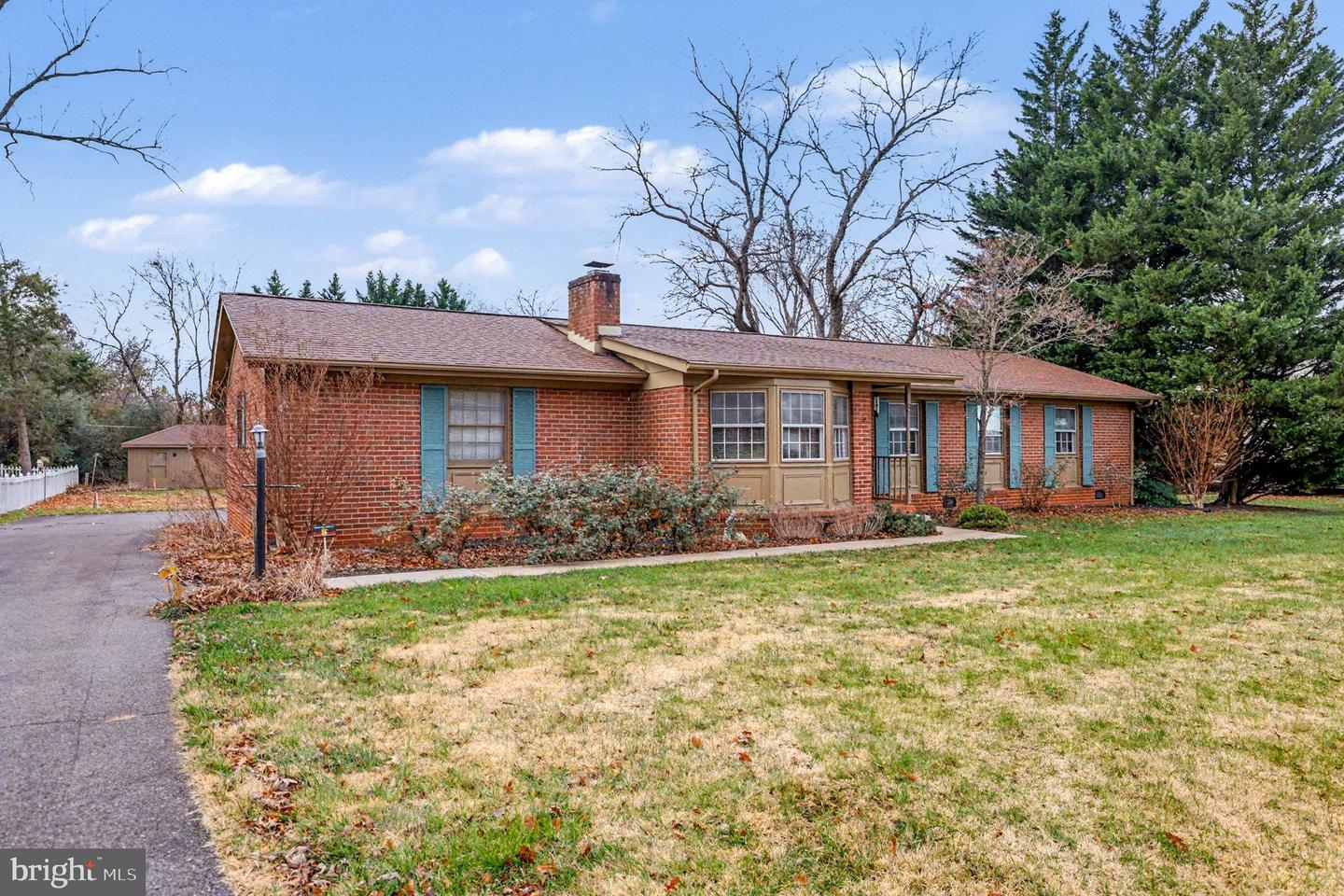 19484 WILLIAMS DR, CULPEPER, Virginia 22701, 3 Bedrooms Bedrooms, ,2 BathroomsBathrooms,Residential,For sale,19484 WILLIAMS DR,VACU2012192 MLS # VACU2012192 19484 WILLIAMS DR, CULPEPER, Virginia 22701, 3 Bedrooms Bedrooms, ,2 BathroomsBathrooms,Residential,For sale,19484 WILLIAMS DR,VACU2012192 MLS # VACU2012192