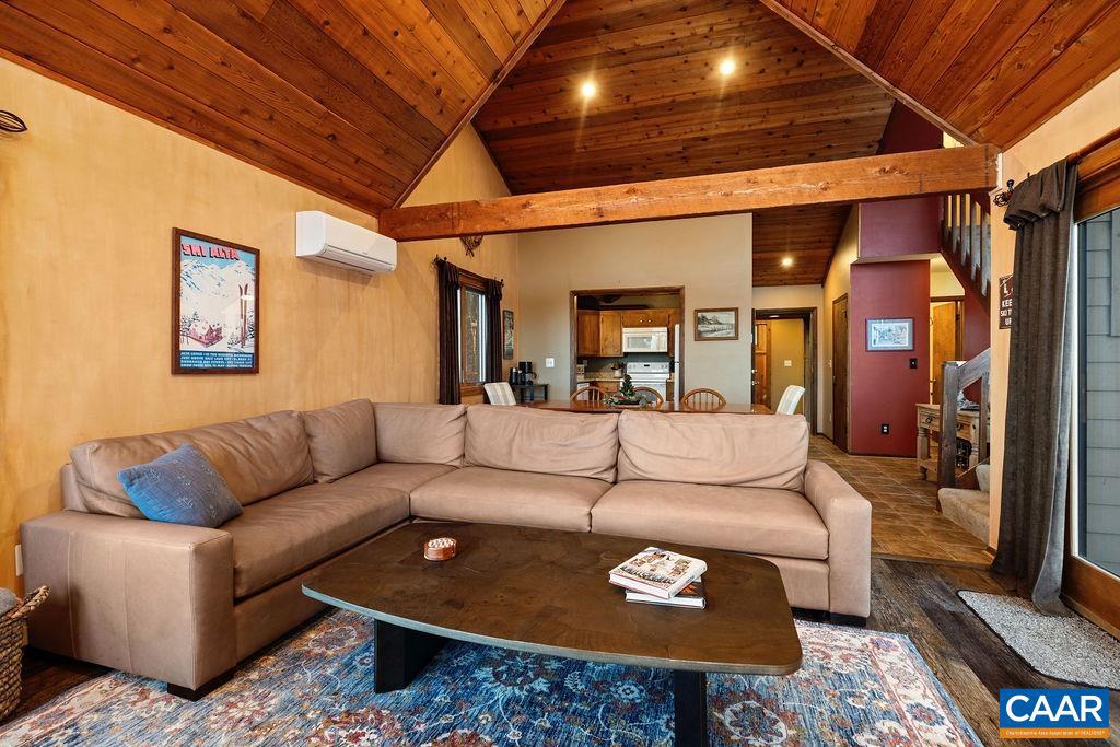 21 TYRO LN, WINTERGREEN RESORT, Virginia 22967, 3 Bedrooms Bedrooms, ,2 BathroomsBathrooms,Residential,For sale,21 TYRO LN,671659 MLS # 671659