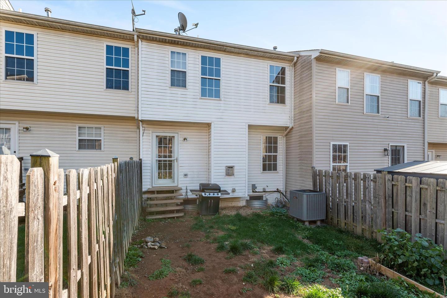 107 CANNON CT, STRASBURG, Virginia 22657, 3 Bedrooms Bedrooms, ,2 BathroomsBathrooms,Residential,For sale,107 CANNON CT,VASH2013158 MLS # VASH2013158